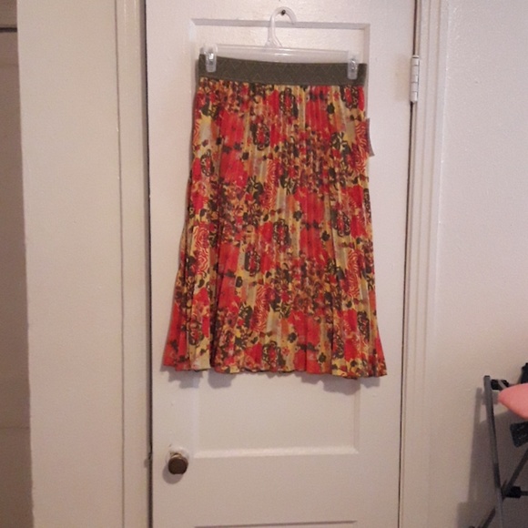 LuLaRoe Dresses & Skirts - Lularoe skirt